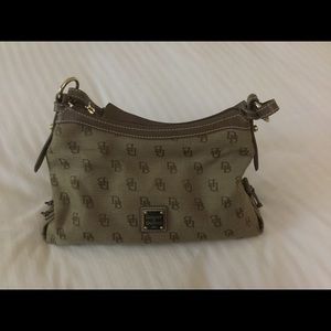 Dooney & Bourke